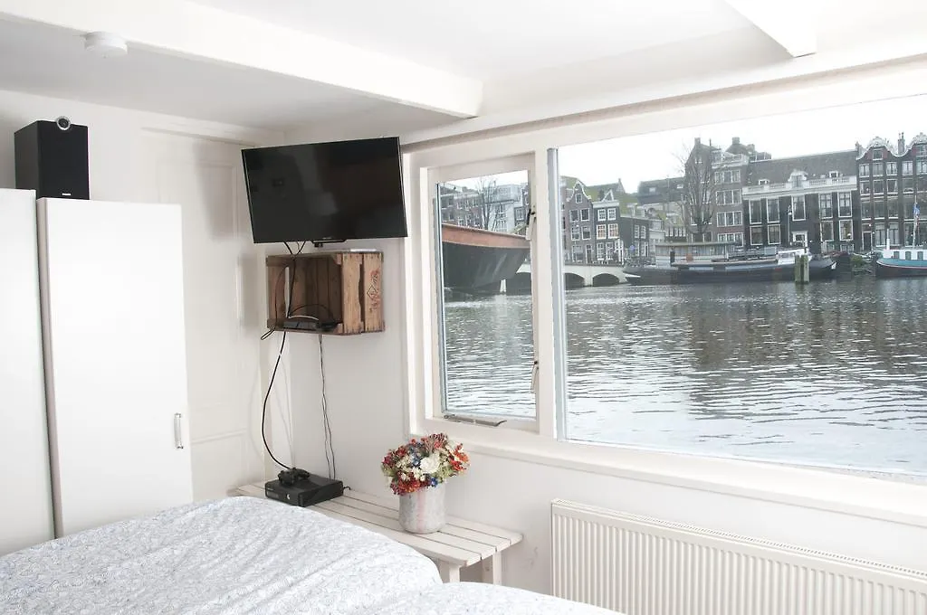 Botel Hotel Rent A Houseboat Amsterdam Nizozemsko